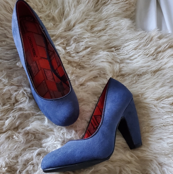 Blue Heels - Picture 1 of 2